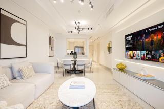 Stunning Burj & Fountain Views Luxury 2 BR - Dubai - 9