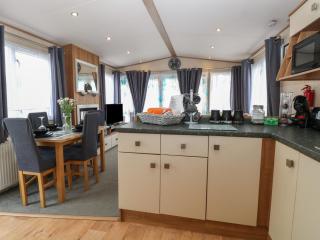 Seashell Lodge, 50 Foxburrow Hang - 1