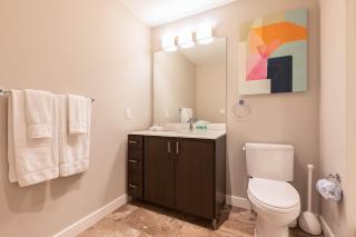 Modern Apt in Seaport with Gym - Boston - 2