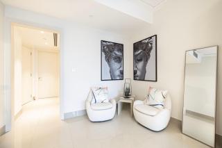 Stunning Burj & Fountain Views Luxury 2 BR - Dubai - 2