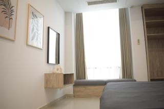 Tropical Luxury 2Bdr Apartment with Garden - 6