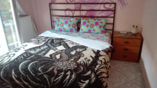 Apartment on 4th floor with a huge balcony! 10 min away from Metro! - Salonicco - 7
