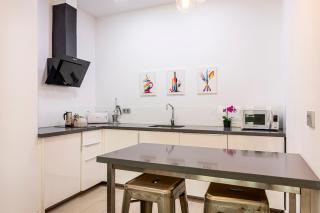 G&V APARTMENTS CLOSE to CENTER - 4