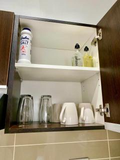 Luxury 1-Bedroom Apartment in Fourways-Sandton with FREE Gym, swimming Pool and Restaurant - Sandton - 4
