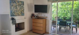 SpaciouSeaview Townhouse with Rooftop Lounge - Argaka - 7