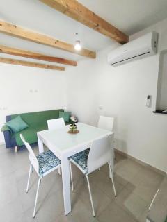 Agàpe House - - 8