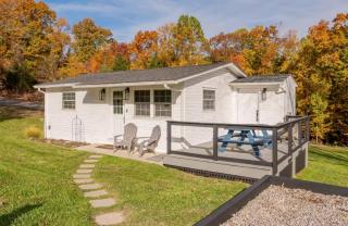 Tranquil Retreat - Conveniently Located - Blacksburg - 3