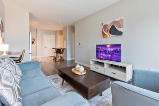 Luxury Apt In Heart of Seaport - Boston - 9