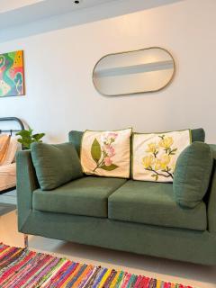VIDA VERDE at 38 Park Avenue - 5 minutes walk to Ayala Central Bloc, with Infinity Pool, Fast Wi-Fi, Gym, & City Views inside Cebu IT Park - Città di Cebu - 7