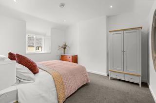 Luxury, cosy cottage opposite in the beautiful Cotswolds village - Cirencester - 2