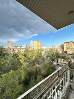 A large and beautiful apartment on Komitas - Erevan - 4