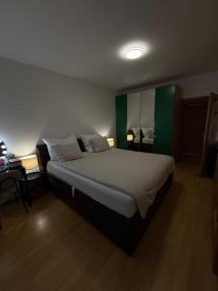 Square home - Prag - 0
