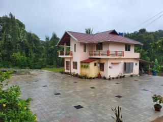 GoodVibes Homestay - Pvt Stream, Home Food, Coffee Estate - 8
