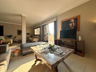 Spacious 3BR Penthouse in Degla, Maadi - Il Cairo - 0