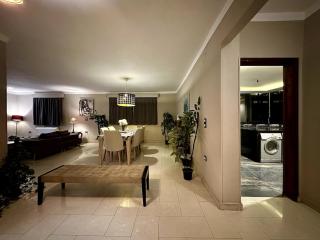 Spacious 3BR Penthouse in Degla, Maadi - Il Cairo - 6