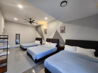 Ipoh town7br5bath 25 pax pool table mahjong karaok - 3