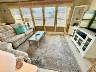 2b2ba beach house located across the street from the beach on beautiful Nettles Island - 1