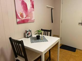 Double room 211 - near Kristiansand - - 7