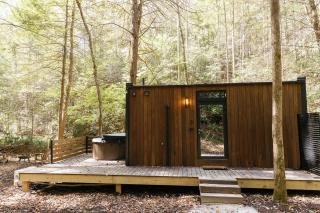 Modern Mirror Home w/ Hot-tub | “Glass House” #3 - - 3