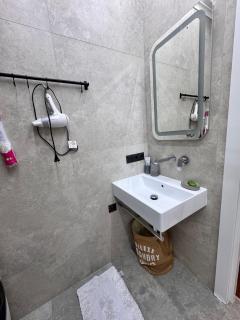 Loft Apartment Pechersk near Botanical Garden - 5