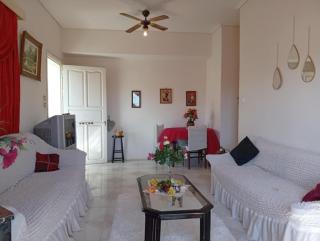 Kiato Rooftop Garden Apartment - Kiato - 3