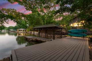 Coves End by AvantStay Dock Game Room Fire Pit Forest Views - Mooresville - 4