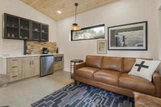 Cutthroat Trout Cabin Near Trails Hike and Bike - 6