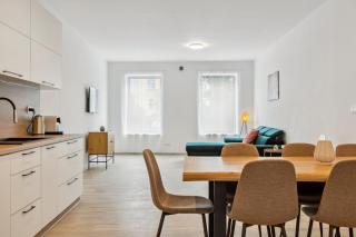 Spacious two-storey apartment with a terrace in the city center - Benešov - 3