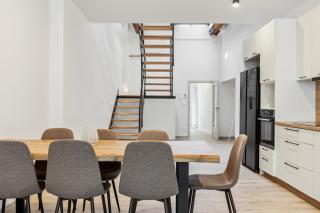 Spacious two-storey apartment with a terrace in the city center - Benešov - 2