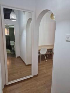 Cosy 2-Bedroom Apartment, 10 Minutes from the Beach - Larnaca - 4