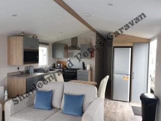 Sharleen&Peters Caravan - Scratby - 5