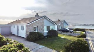 Ty Bychan- Sea Views- Pet Friendly-Secure Garden-4 Bed - Trearddur - 8