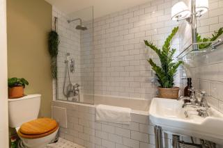 Bladud Buildings - Designer 2-Bed Apartment in Bath - Walk Everywhere - Bath - 5