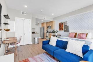 Luxe Studio with City Views - Near Fishtown - 0