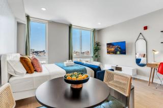 Scenic City Studio - Walkable - Smart TV - 4