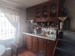 Comodo departamento amoblado - Quito - 1