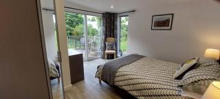 Bayview Lodge New Spacious Apartment - 1