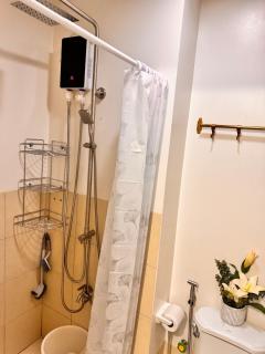 Condo in Greater Lagro Trees Residences 2 - Manilla - 8