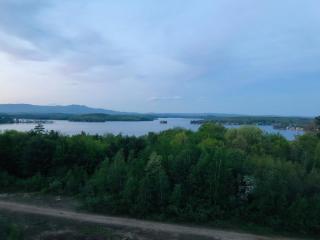 Concerts! Lake Winni Views! Kitchen! Pool! Hot Tub! - Laconia - 0