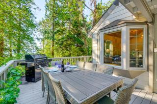 Relax on a Private Beach Shelton Getaway! - 9