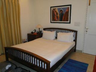Private room near Metro - Bakoe - 1