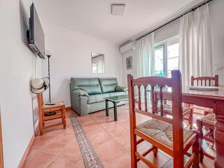 2-Bedroom Apartment with Full-Length Balcony and Shared Roof Terrace in Central - Nerja - 9
