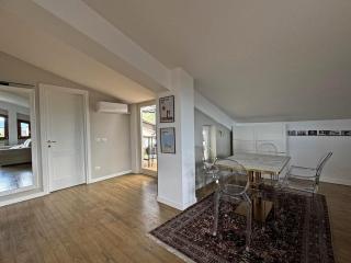 Attic with terrace and nice view - Sora - 7