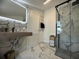 Attic with terrace and nice view - 5