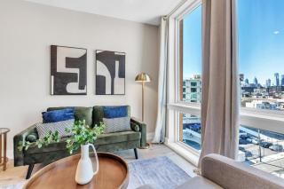 Serene 1BD Escape - Stunning City Views! - Philadelphia - 9