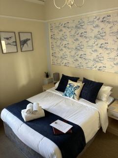 74 Belgravia - Torquay - 1