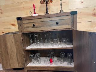 Jackson Hill Cabin - - 1