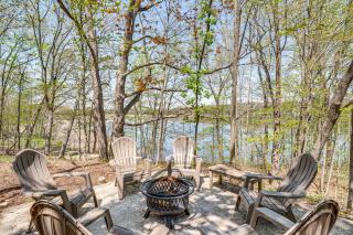 Charming Cottage Steps to Lake Wandawega! - Elkhorn - 9