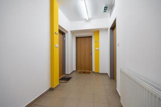 Bratislava Modern Living, Design Apt & Parking - 6
