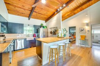 Waterfront Gem on Cedar Creek Lake with Deck and Games - Enchanted Oaks - 3